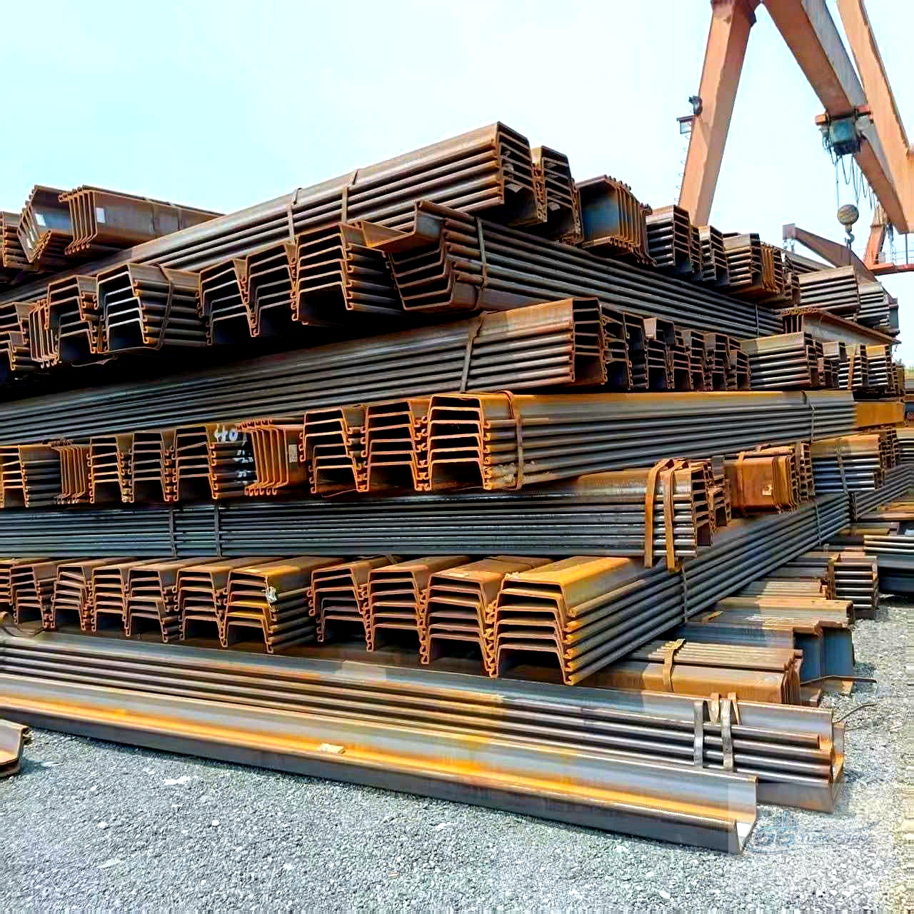 Cừ Larsen loại IV