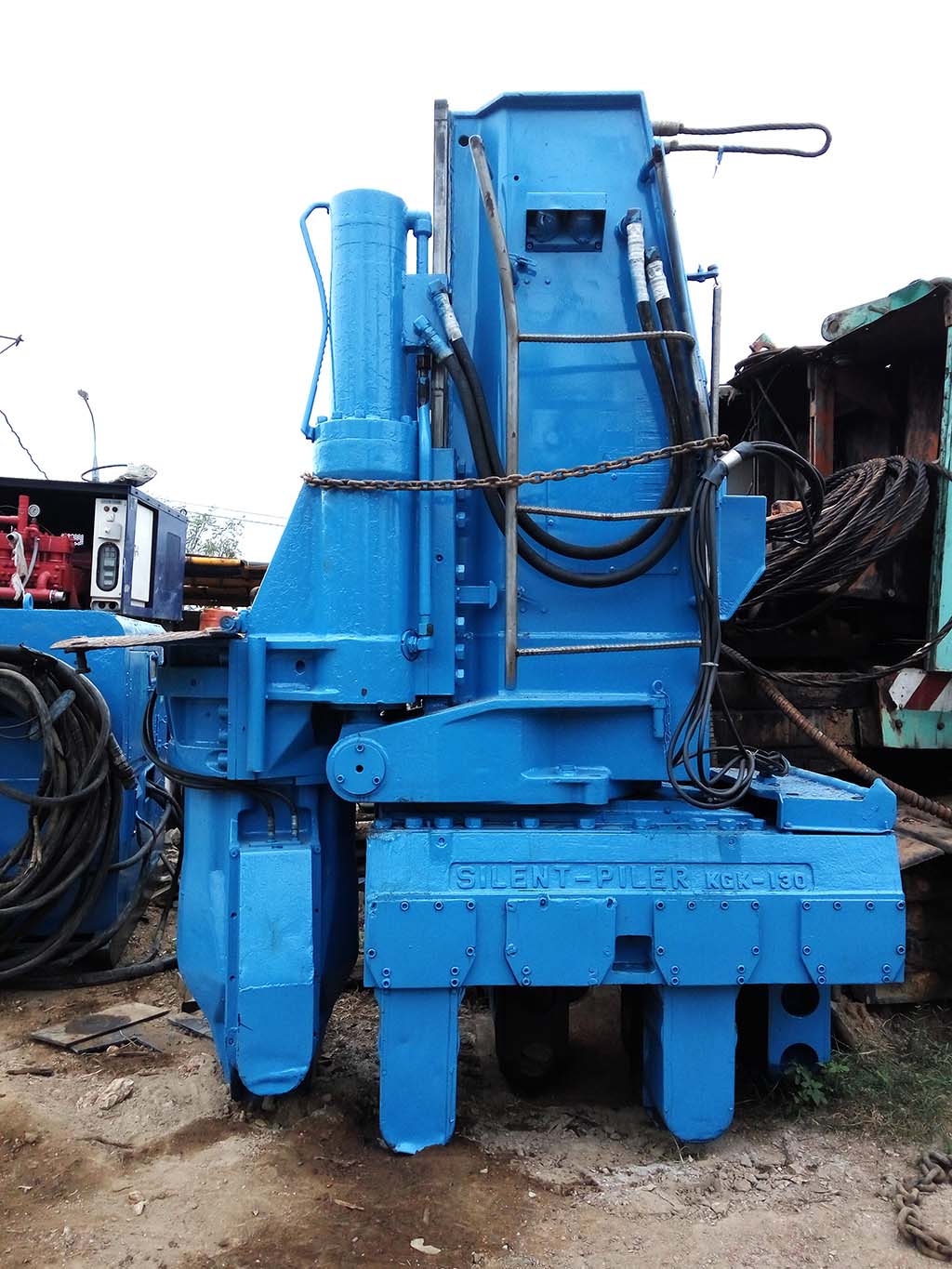 Máy ép cọc cừ & hệ thủy lực